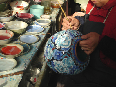 cloisonne workshop apply enamels