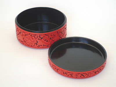 authentic hand carved Chinese cinnabar lacquer trinket box five bats prosperity 6 authentic hand carved Chinese cinnabar lacquer trinket box five bats prosperity 6