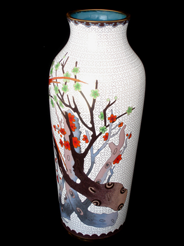 Fine Large White Decorative Chinese Cloisonne Vase pair of birds 4